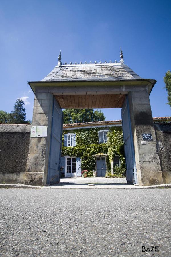 Centre De Bien-Etre Et Ses Chambres D'Hote Villeneuve-de-Rivière 外观 照片